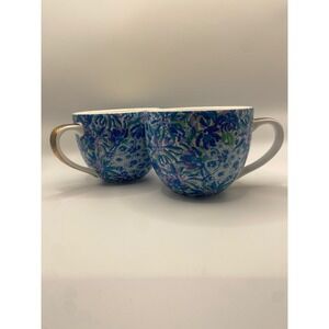 Lilly Pulitzer Set of 2‎ Mugs Blue Floral Gold Handle "xx, Lilly" Message